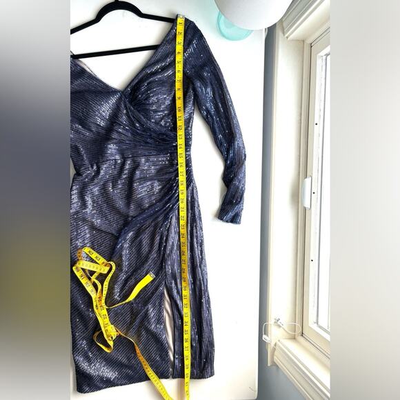 René Ruiz Sequin Dress, Knee Length, Navy Blue, Taupe Lining, V Neck, Size 4 - Picture 9 of 14